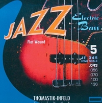 Купить Jazz Flat Wound Комплект струн для 5-струнной бас-гитары, никель, пл.оплетка,43-136, Thomastik JF345  по лучшей цене
